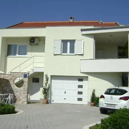 Flowers House On The Island Dugi Otok Žman
