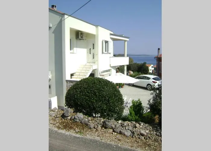 Flowers House On The Island Dugi Otok * Žman