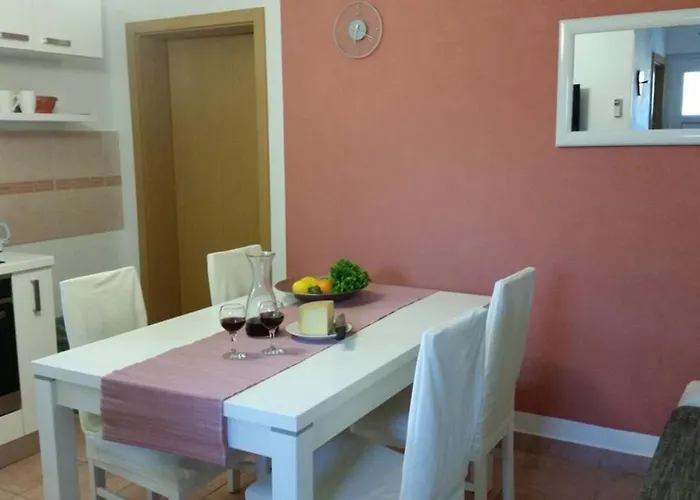 Διαμέρισμα Flowers House On The Island Dugi Otok *